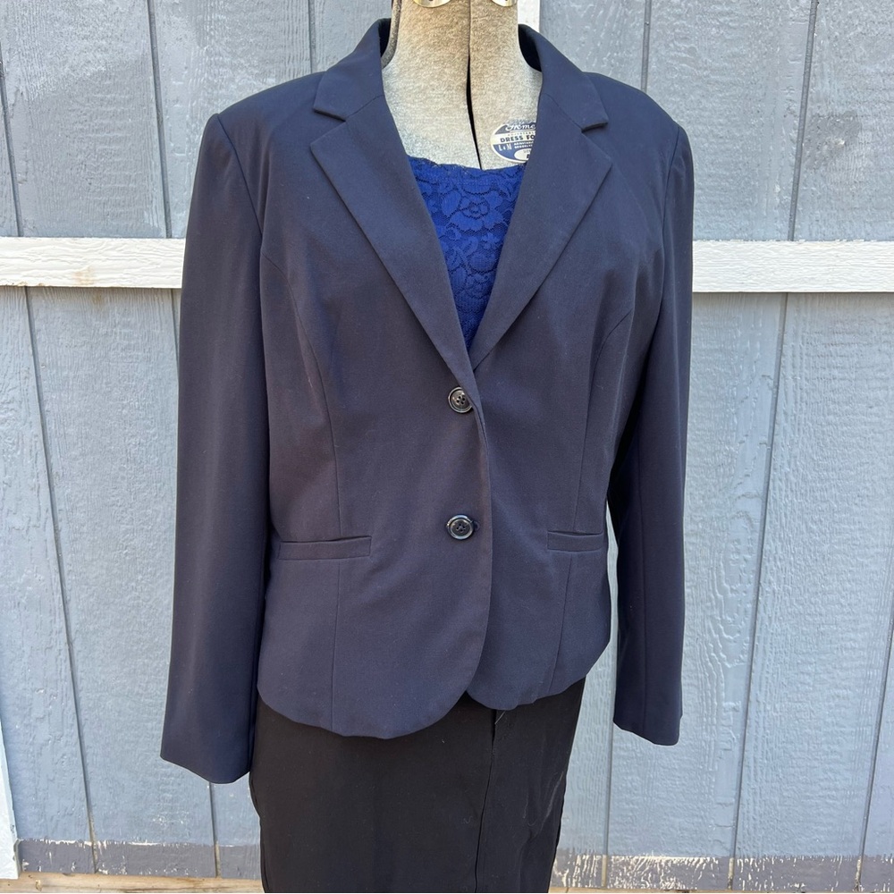 212 collection Blue 2 button tailored lined Long Sleeve blazer Work Office